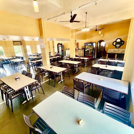 Hotel Manik Moti Lonavala Dış mekan fotoğraf