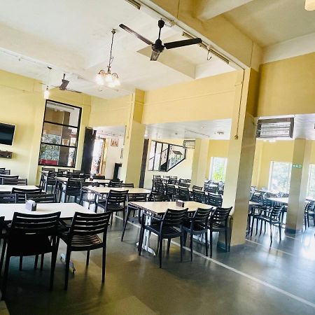 Hotel Manik Moti Lonavala Dış mekan fotoğraf