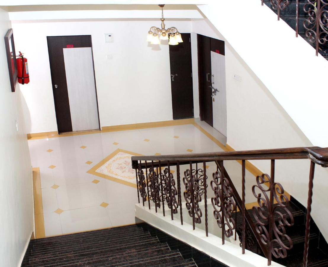 Hotel Manik Moti Lonavala Dış mekan fotoğraf