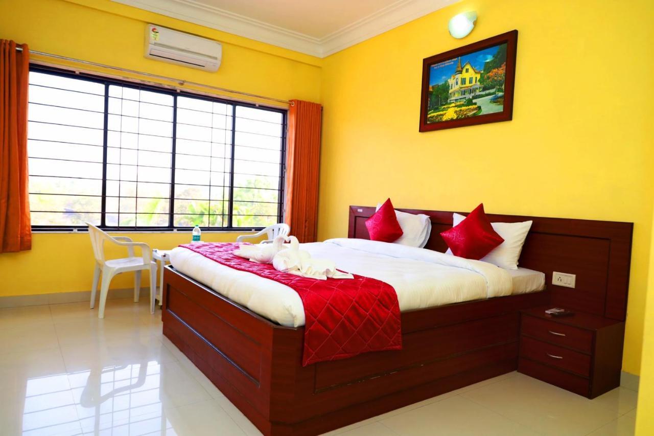 Hotel Manik Moti Lonavala Dış mekan fotoğraf